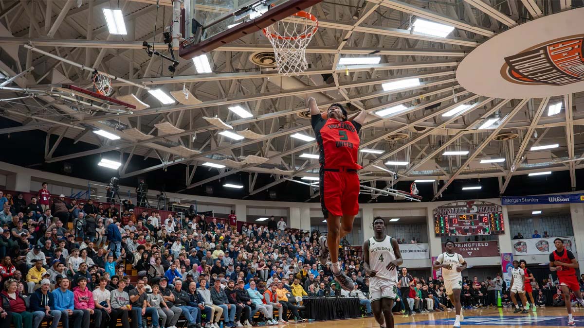 Spalding-Hoophall-Classic-Blake-Arena-crowd-shot